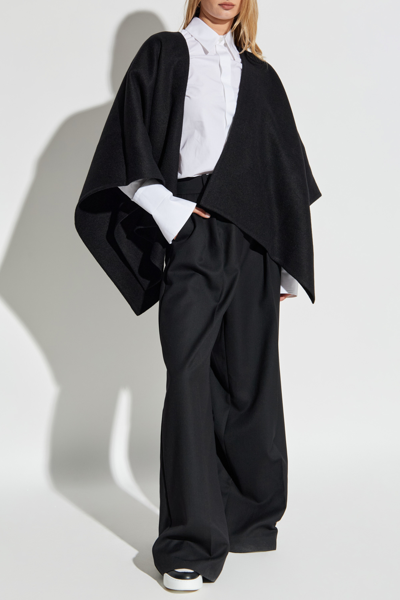 Black 'Serra' poncho Max Mara - Vitkac GB